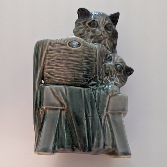 McCoy Vintage Ceramic Cat Planter / Vase Blue/Grey - Picture 4 of 6